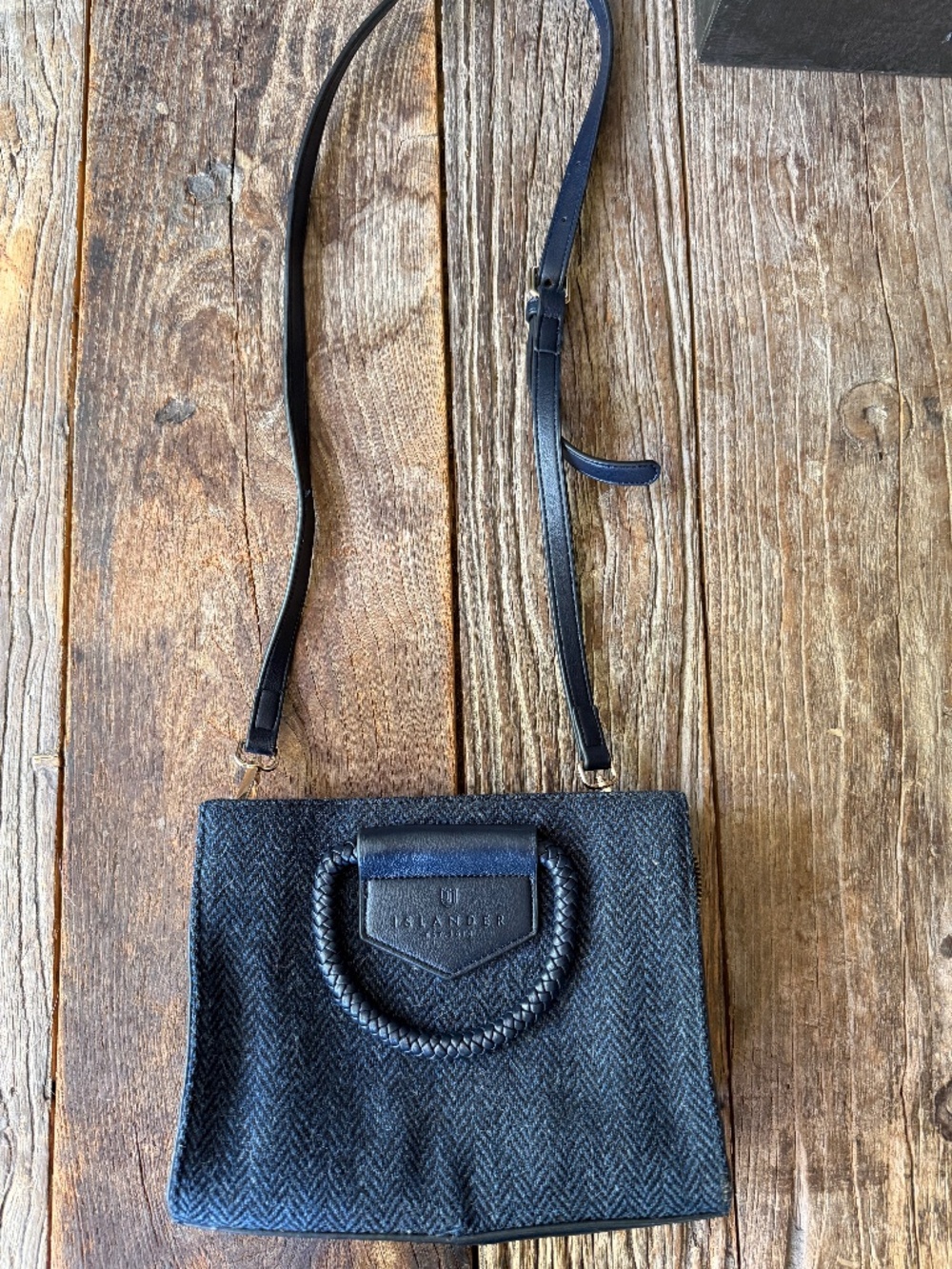 Islander The Aran Tote Crossbody Clutch Harris Tweed in Navy Herringbone